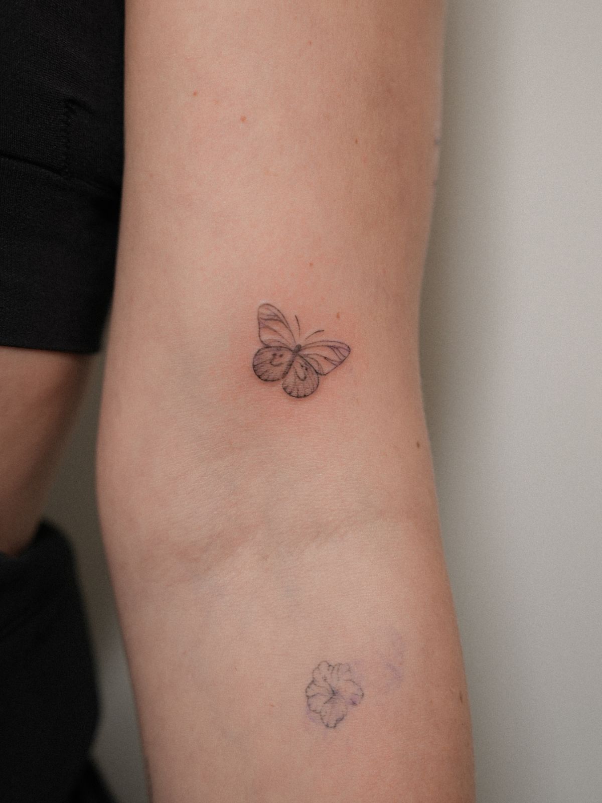 Dezentes Fineline Tattoo in Kassel