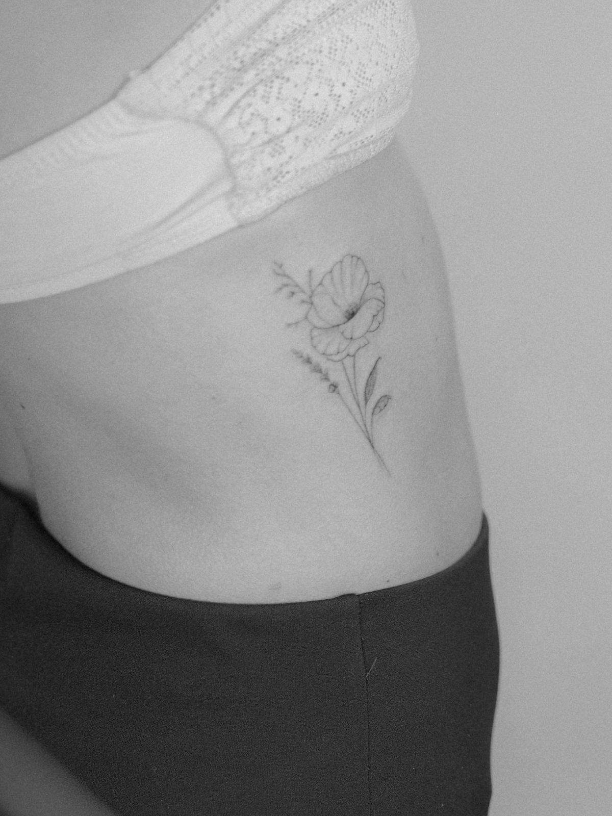 Elegantes Fineline Tattoo Kassel